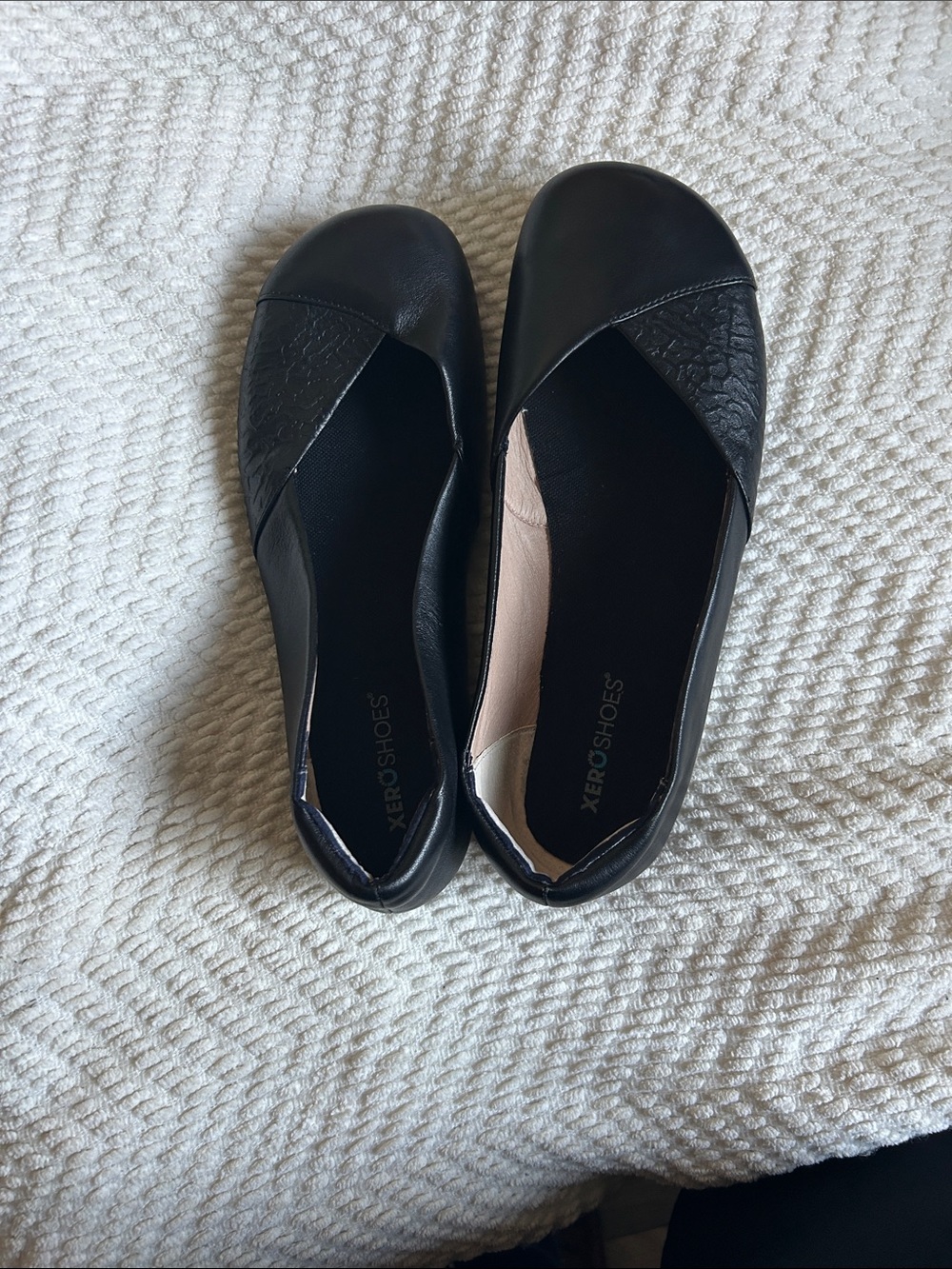 Xero Shoes Women's Black Foldable Ballet Flats - Picture 4 of 7